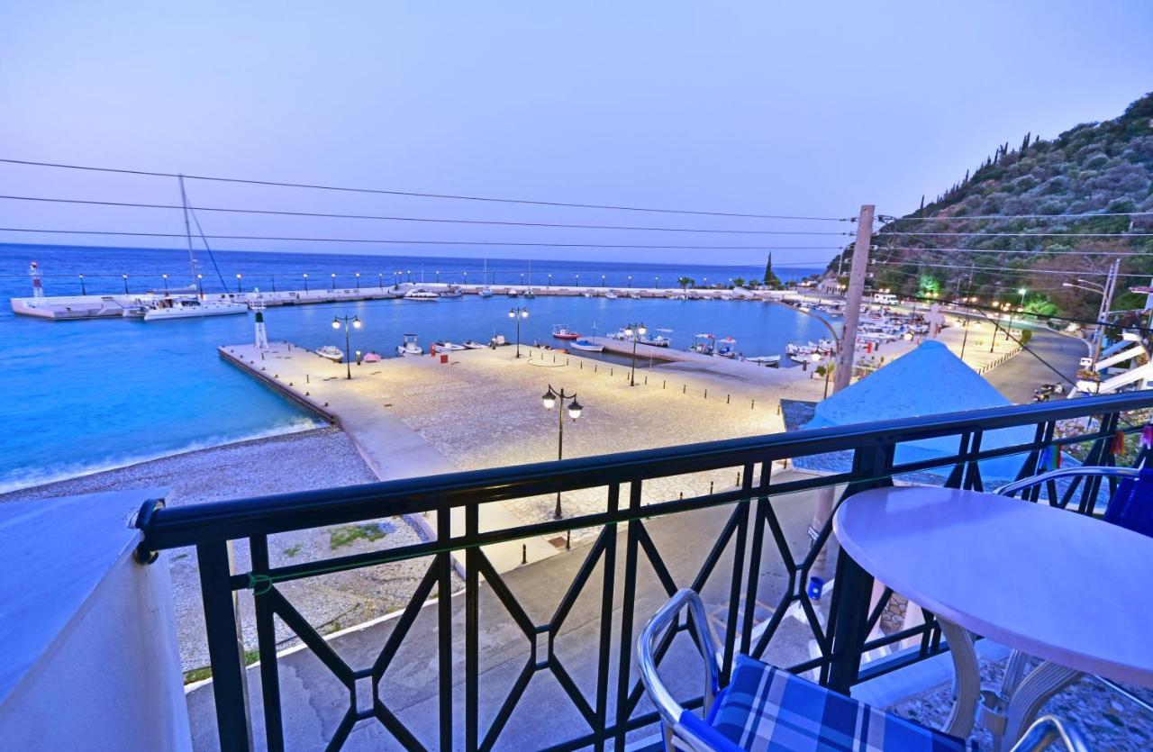 Hotel Blue Sea Tirósz Kültér fotó